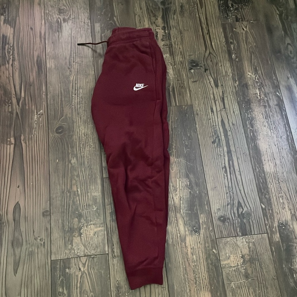 Women’s Nike joggers size XS